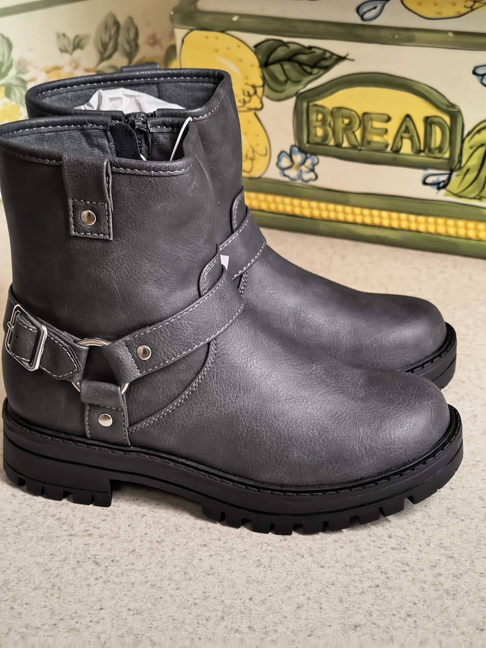 Junior Girla Gray Ankle Boots with Buckle Strap